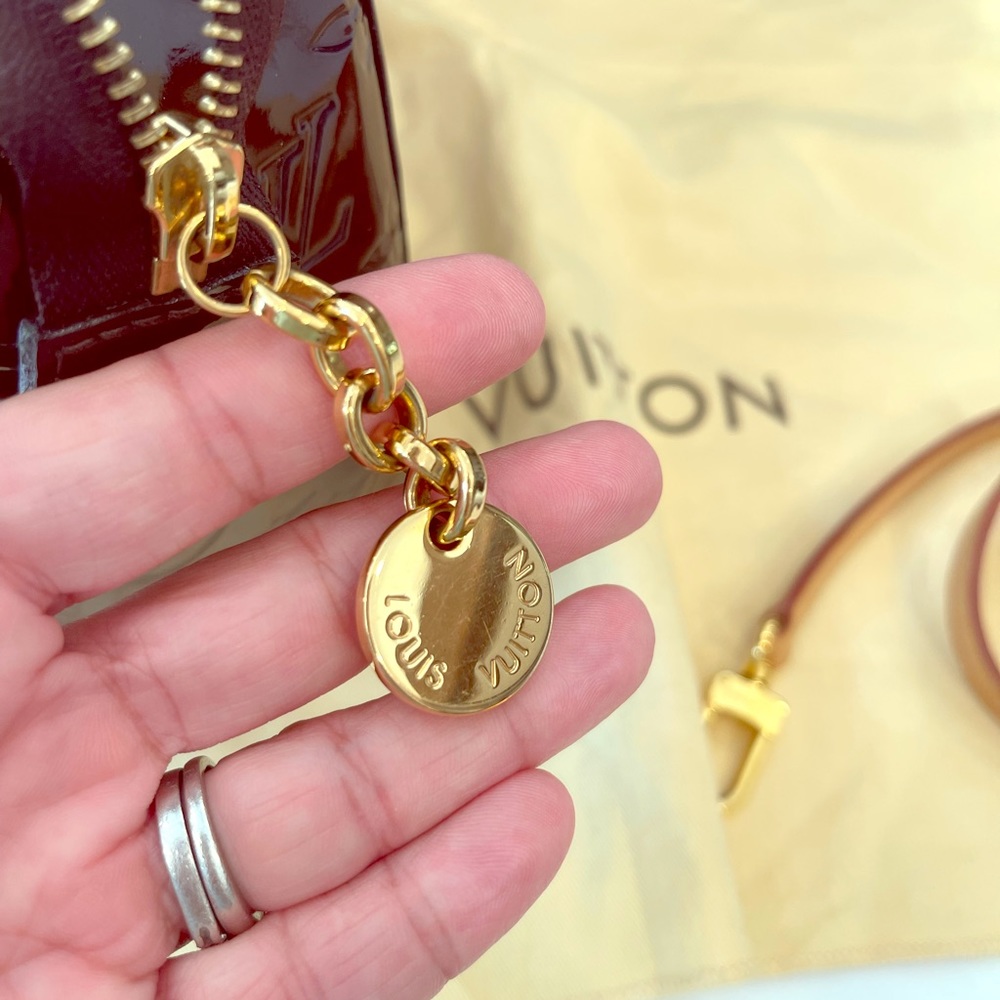 Louis Vuitton Brea Monogram Handbag-Mm26
